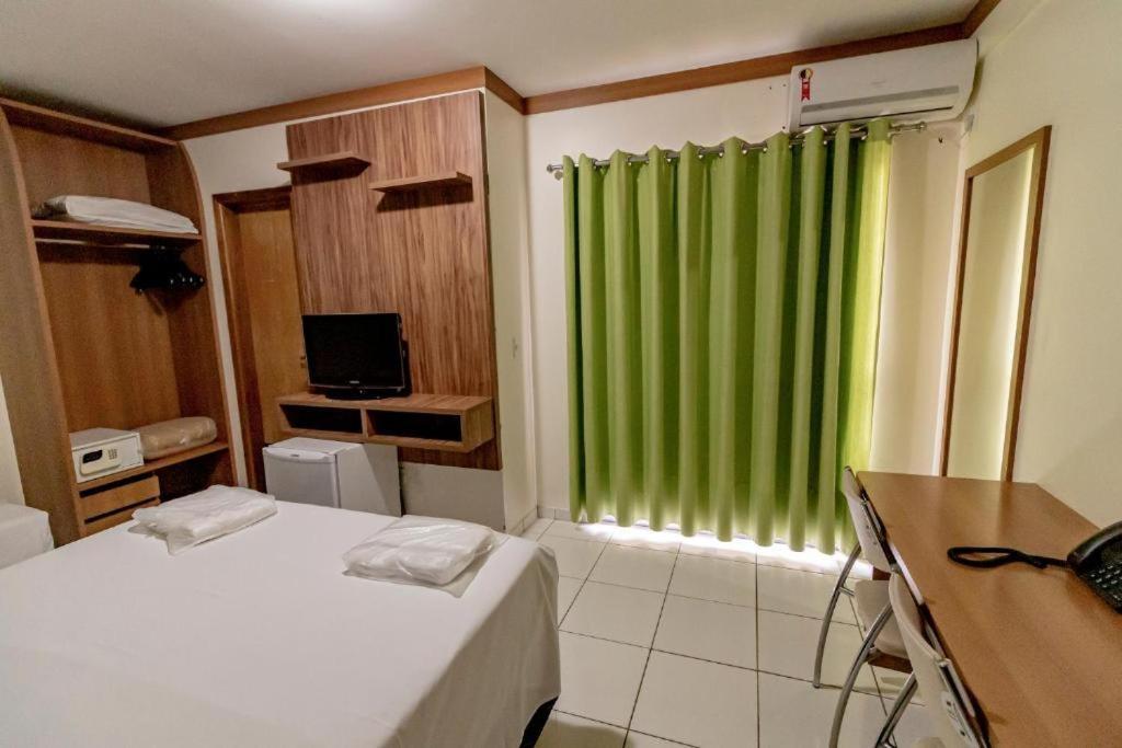 Golden Dolphin Grand Hotel - Suite Pool Калдас Новас Екстериор снимка