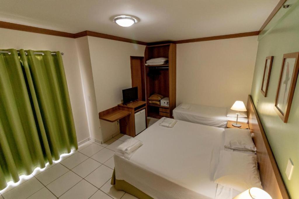 Golden Dolphin Grand Hotel - Suite Pool Калдас Новас Екстериор снимка